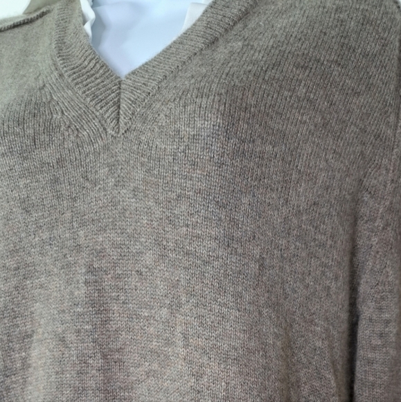 Brochu Walker The Looker Layered V-Neck Cashmere and Wool Sweater Size XS - Picture 3 of 13